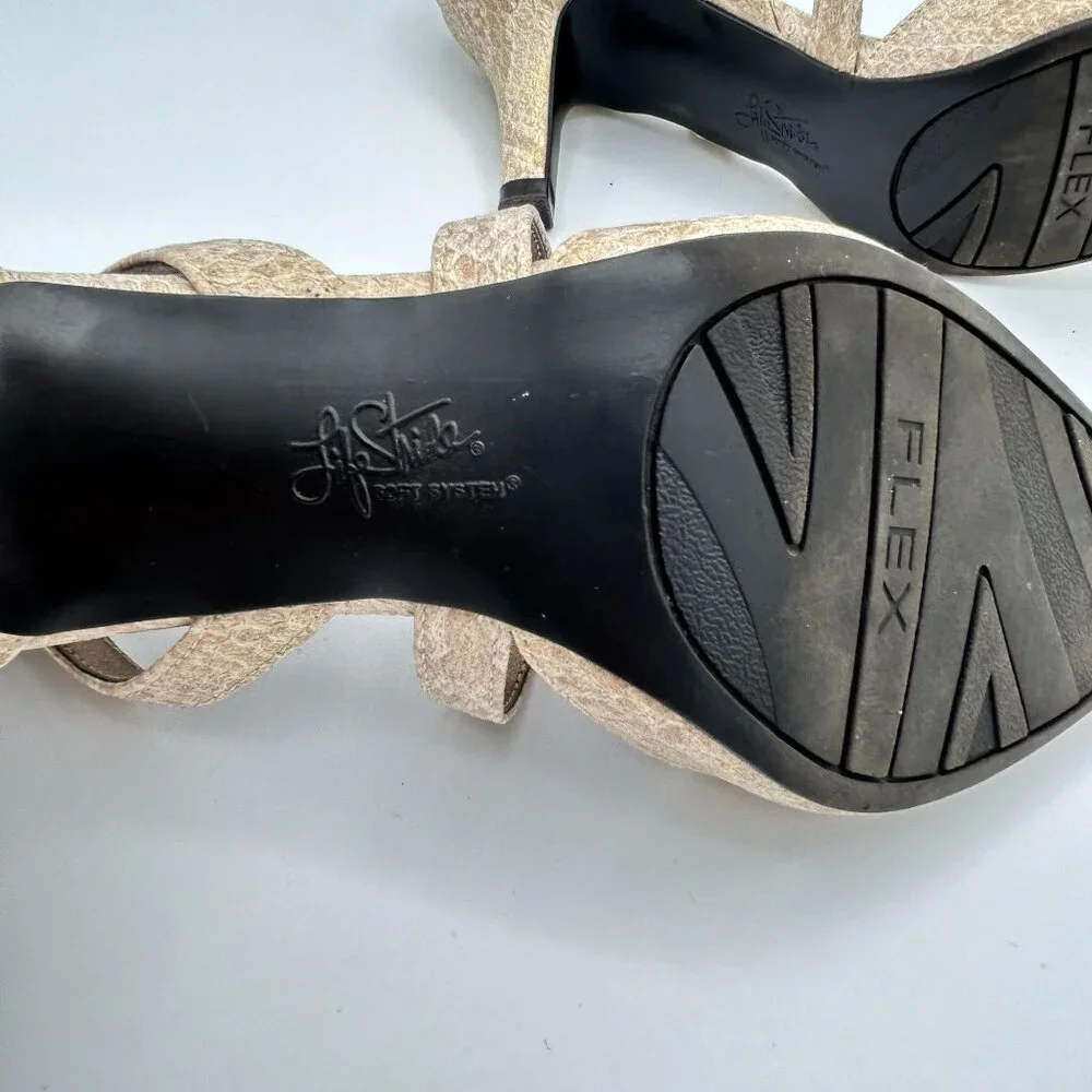 LifeStride Flex Seamless Beige Faux Snakeskin Heels Crisscross Strap 8.5 Pointed - Picture 9 of 9
